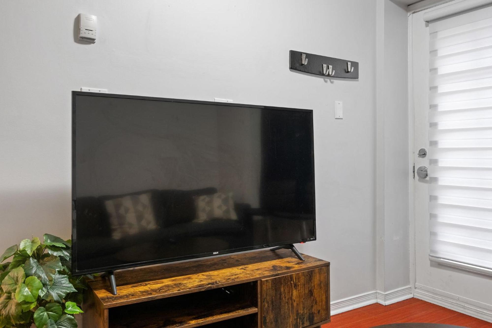 Liberty Village Townhouse トロント エクステリア 写真